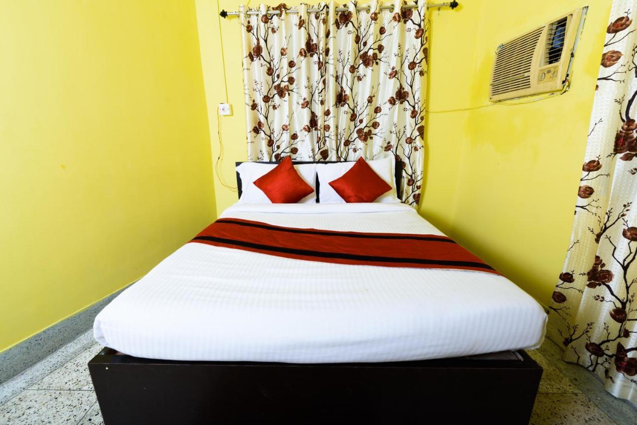 Sterling Baishakhi Hotell Calcutta Exteriör bild